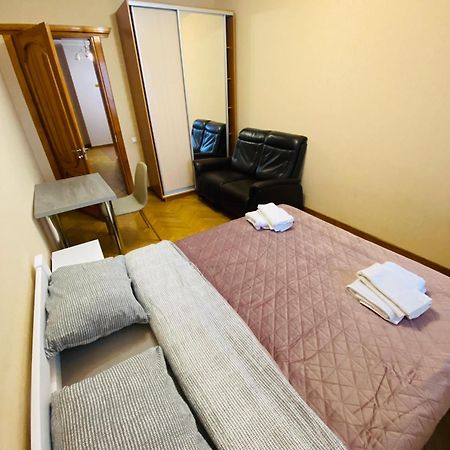 Real Home Apartments- Geroiv Dnipra Metro Station Kijów Zewnętrze zdjęcie