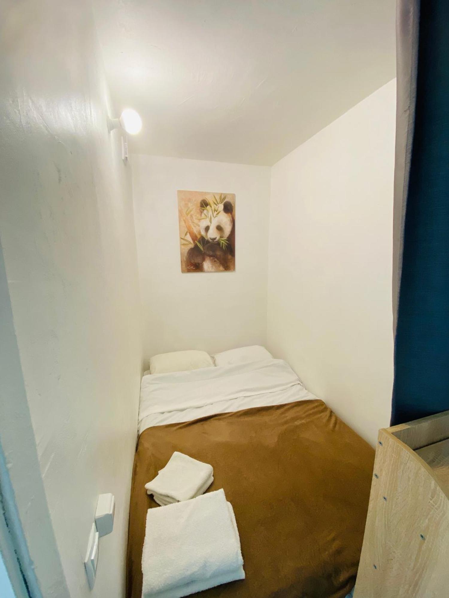 Real Home Apartments- Geroiv Dnipra Metro Station Kijów Zewnętrze zdjęcie