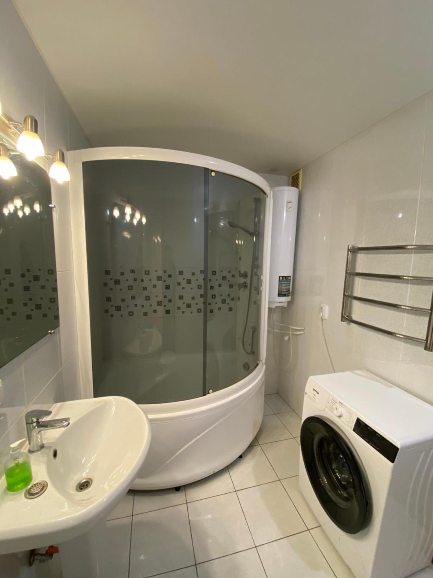 Real Home Apartments- Geroiv Dnipra Metro Station Kijów Zewnętrze zdjęcie